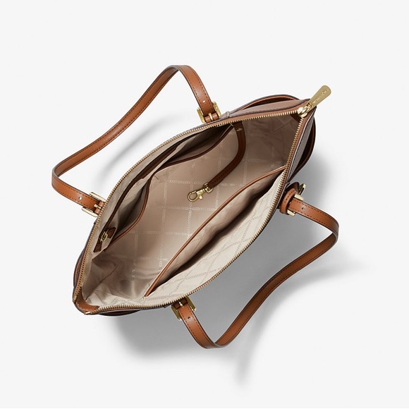 Michael Kors Bag - Picture 16 of 16